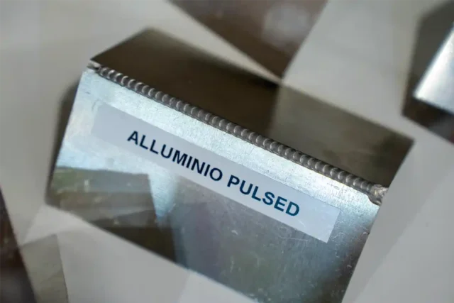 SALDATURA ALLUMINIO ANGOLO